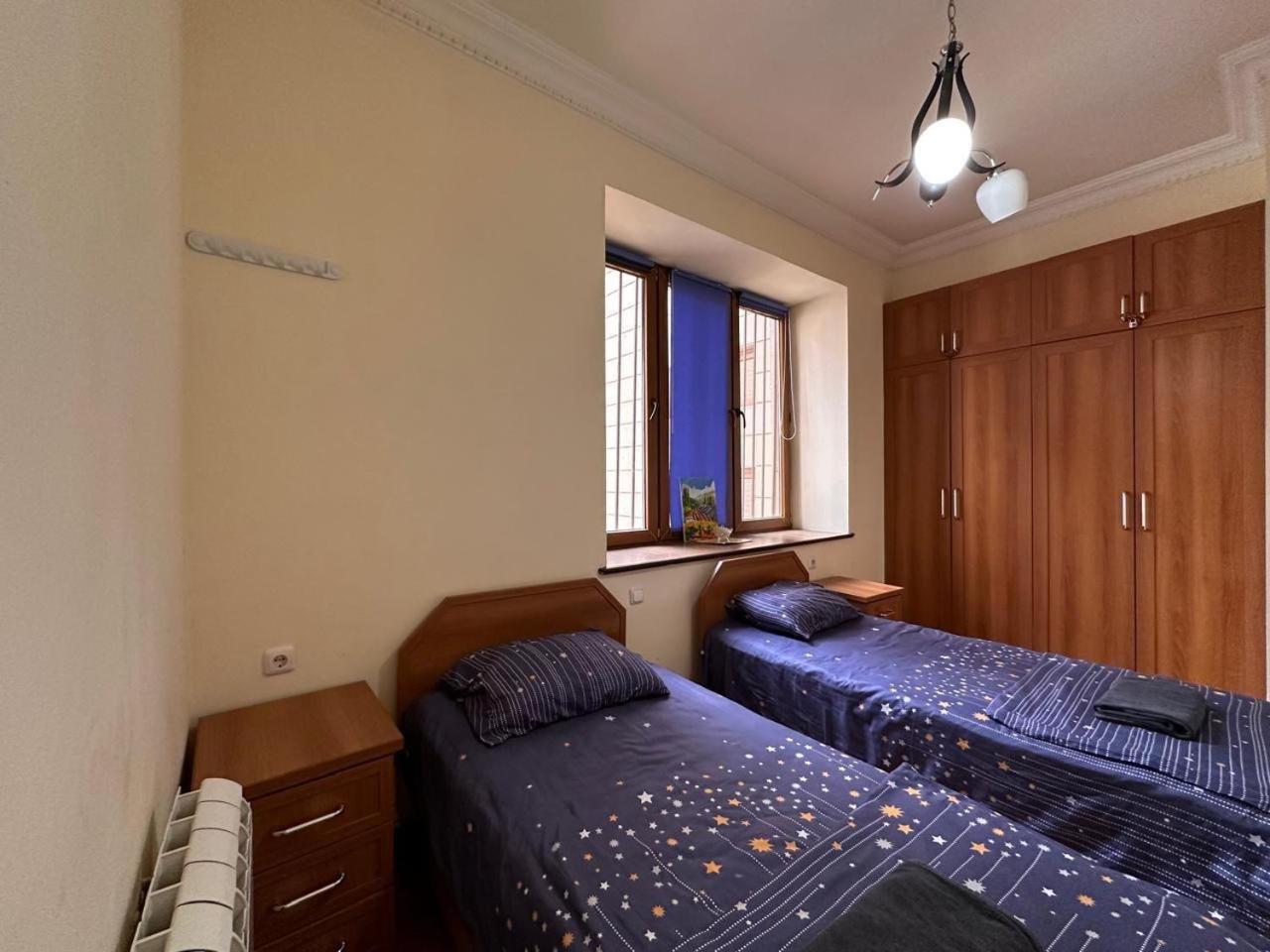 Hotel & Apartments California Erywań Zewnętrze zdjęcie