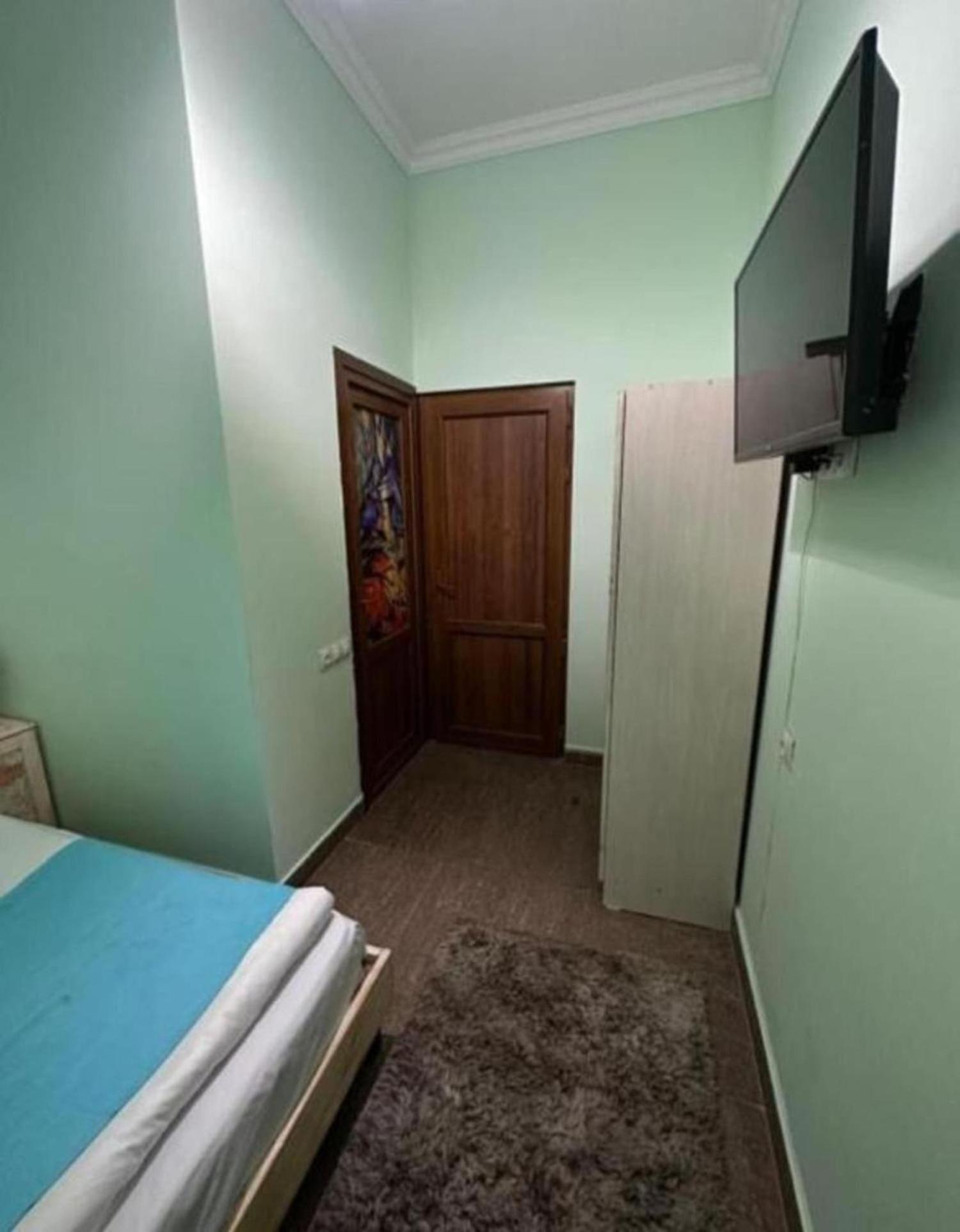 Hotel & Apartments California Erywań Zewnętrze zdjęcie